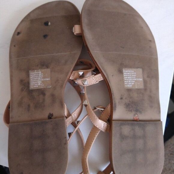 Torrid 10.5W Embellished Sandals excellent condition - Picture 5 of 6